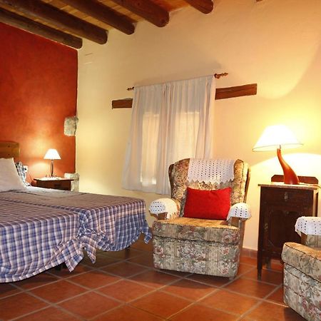 Casa Oliban Guest House Arbaniés Екстериор снимка