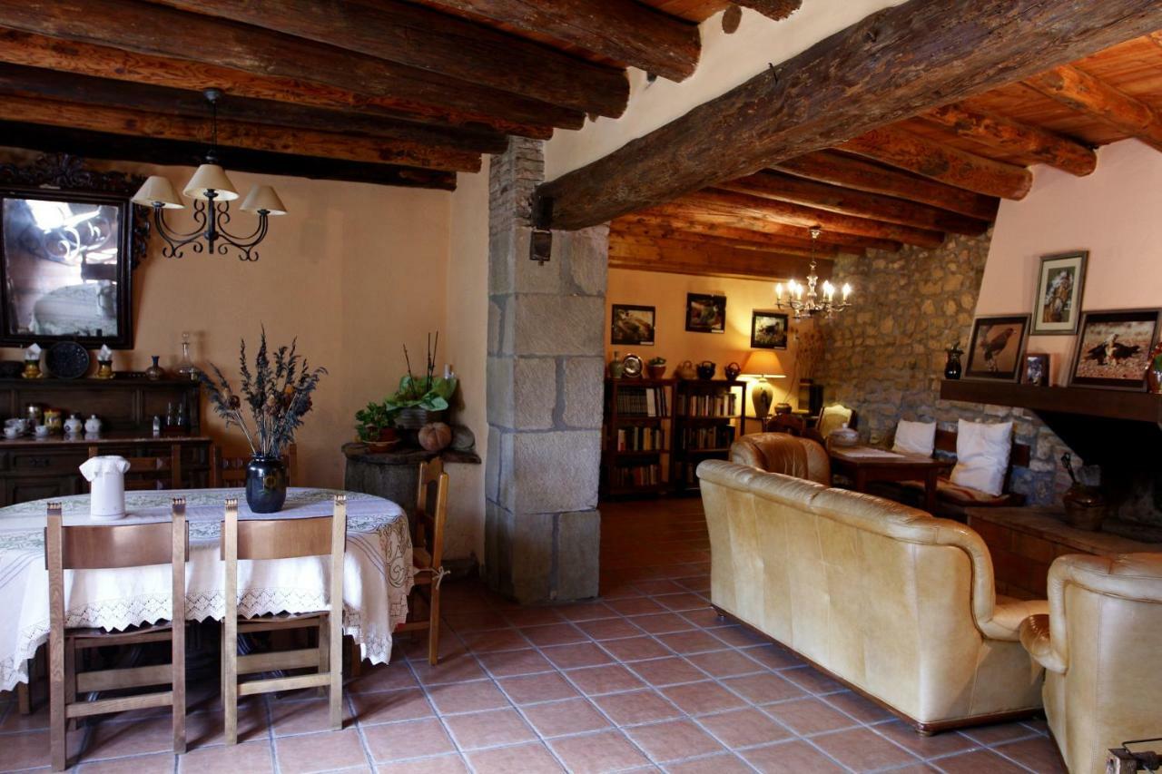 Casa Oliban Guest House Arbaniés Екстериор снимка