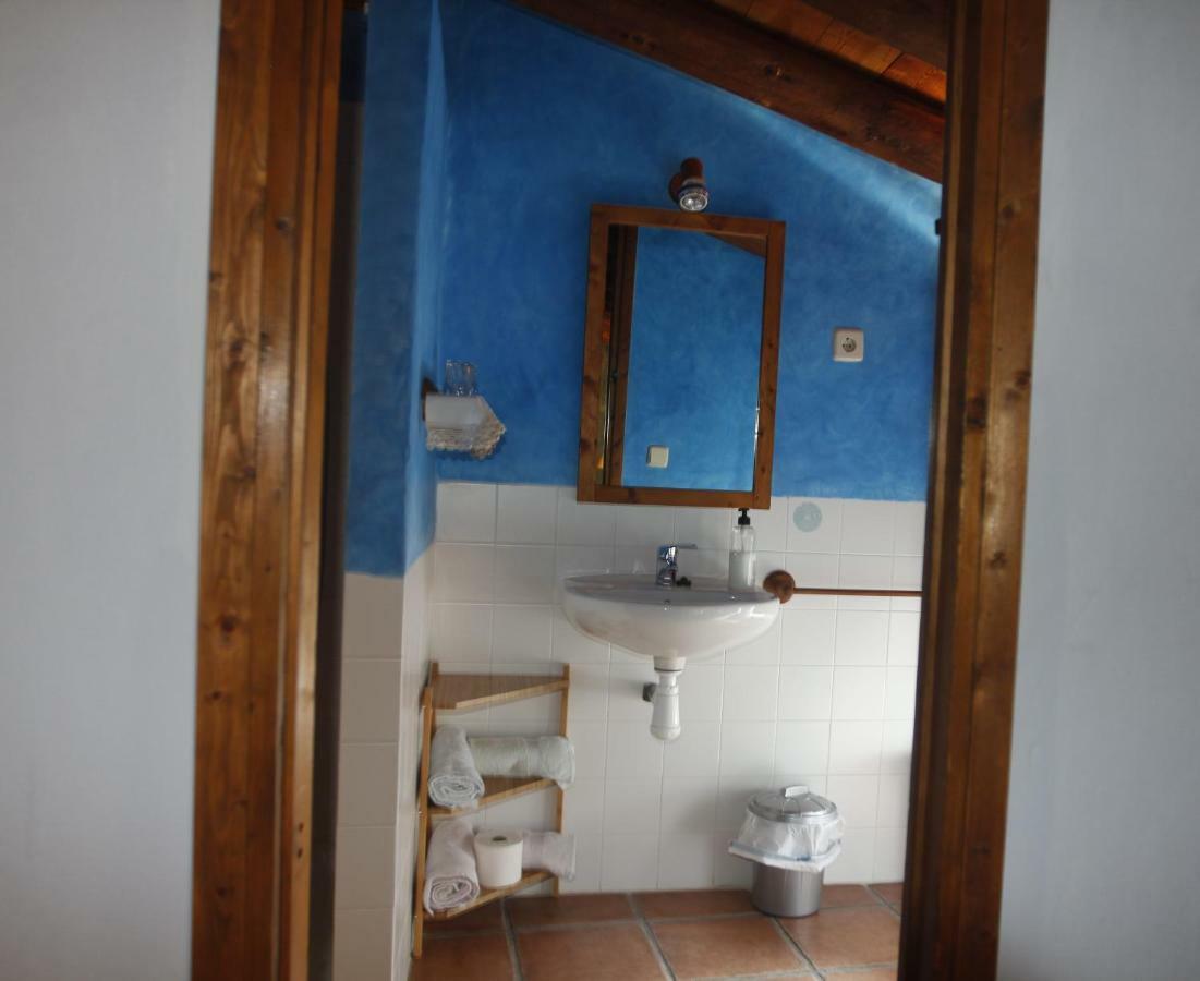 Casa Oliban Guest House Arbaniés Екстериор снимка